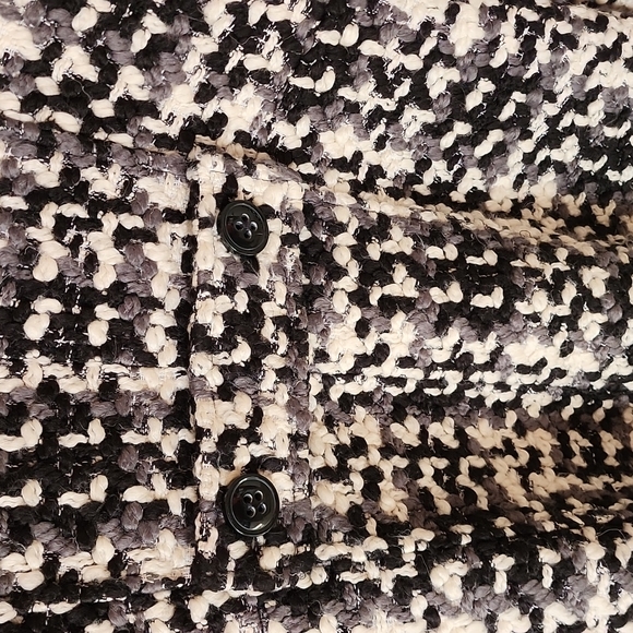 White house black market women wool coat - Freshly Dry Cleaned - Picture 5 of 8